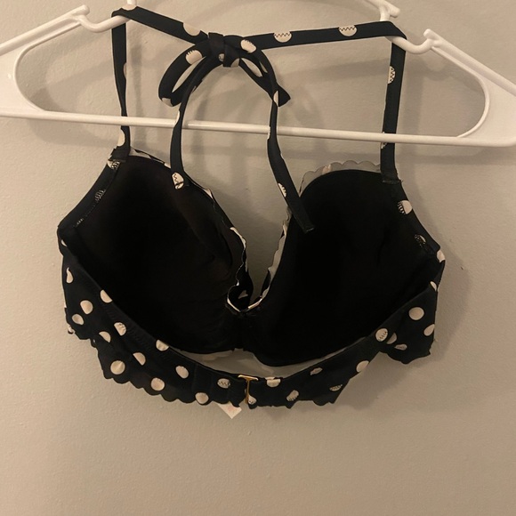 Victoria’s Secret Swim Suit Top - Picture 2 of 3